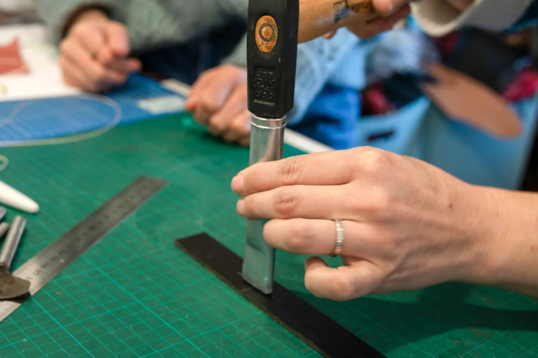 Réalisez votre ceinture en cuir unique - Image n°3 - Wecandoo