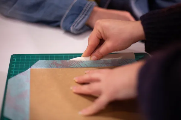 Réalisez votre carnet avec la reliure Copte - Image n°4 - Wecandoo