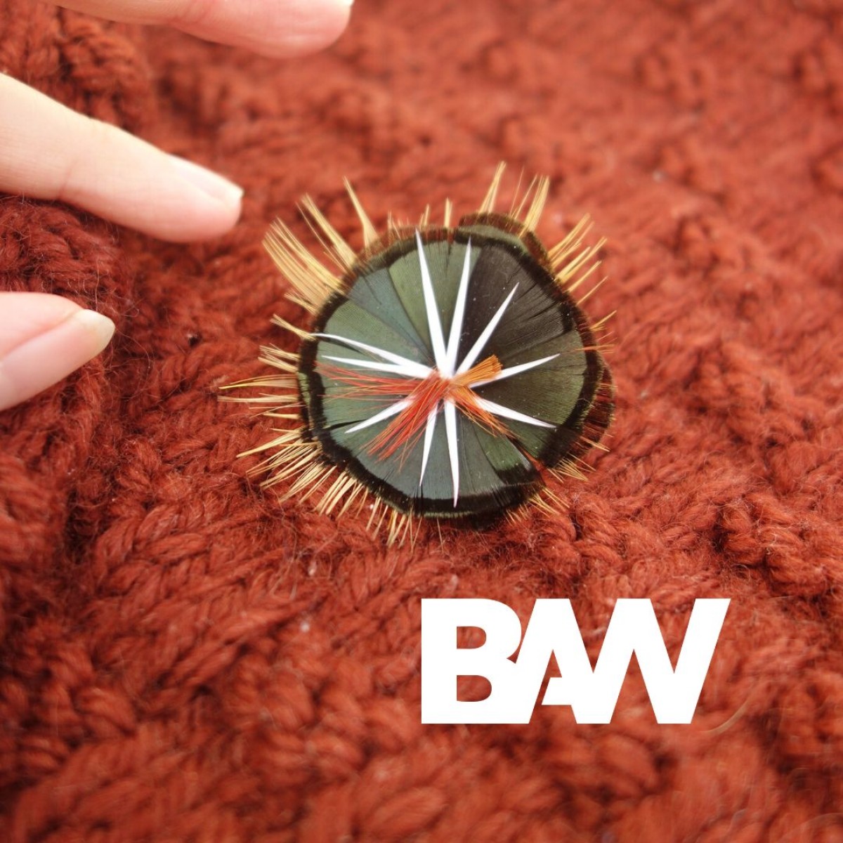 Wecandoo Create your feather brooch