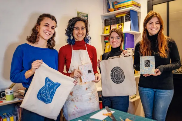 Wecandoo - Créez une impression gravure sur sac en famille