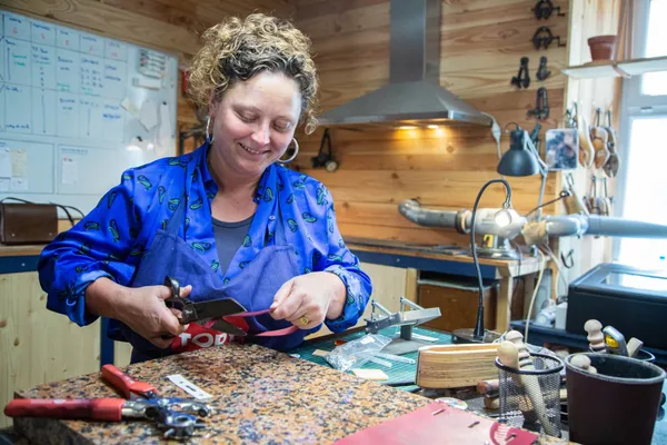 Créez votre sac à main en cuir - Image n°4 - Wecandoo