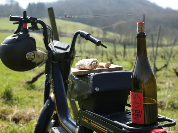 Wecandoo - Partez en mobylette à la découverte des vignes