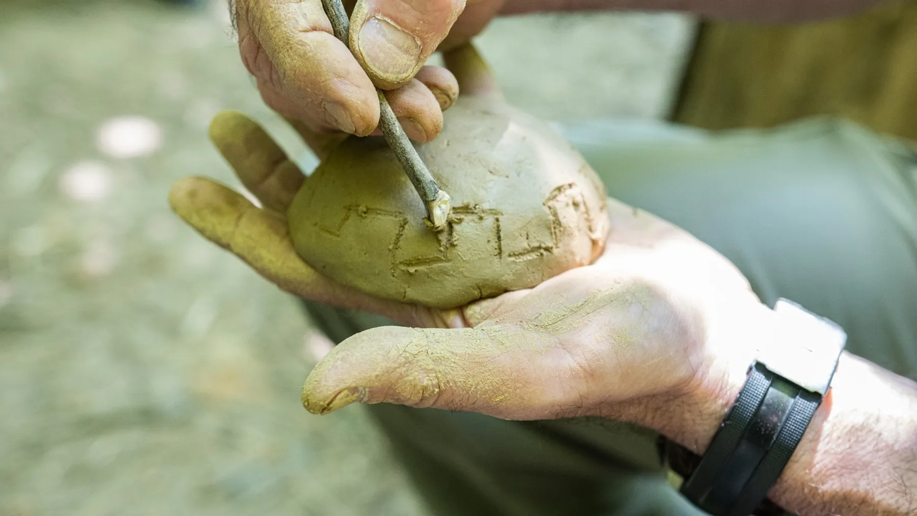 Initiez-vous à la poterie ancestrale sur une journée - Afbeelding nr. 2 - Wecandoo
