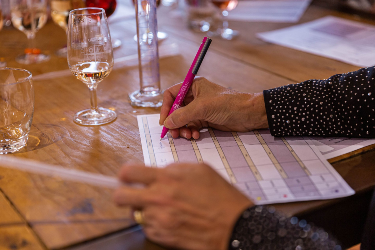 Wecandoo - Assemblez votre vin rosé - Image n°1