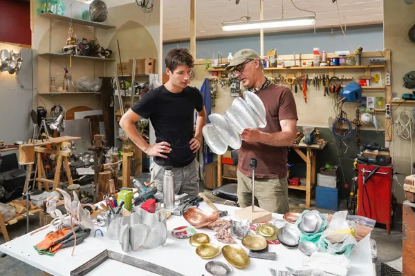 Concevez et fabriquez votre lampe en métal - Afbeelding nr. 3 - Wecandoo