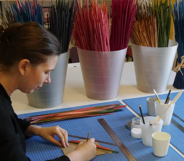 Créez votre cadre en marqueterie de paille - Afbeelding nr. 3 - Wecandoo