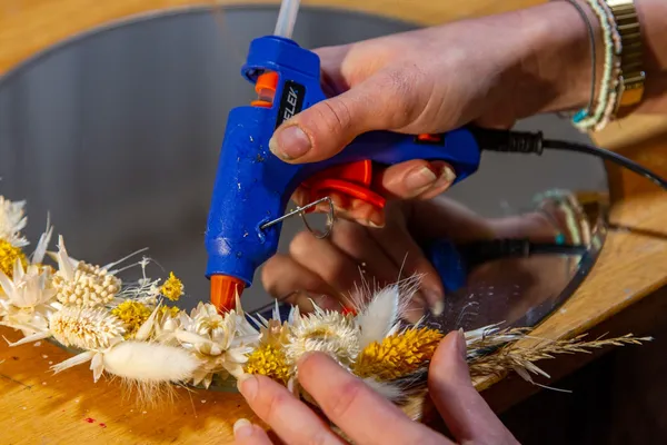 Créez votre miroir fleuri - Image n°2 - Wecandoo