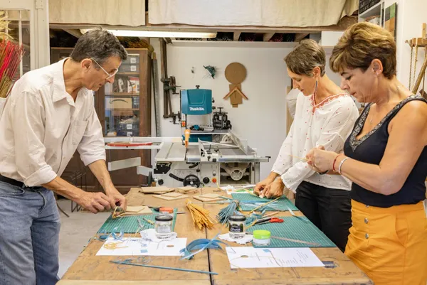 Réalisez votre dessous de plat en marqueterie de paille - Image n°3 - Wecandoo