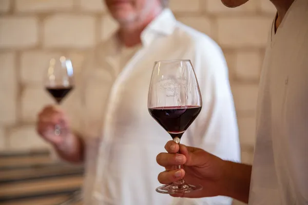 Participez à la fabrication du vin et découvrez l'écoulage des amphores - Image n°4 - Wecandoo