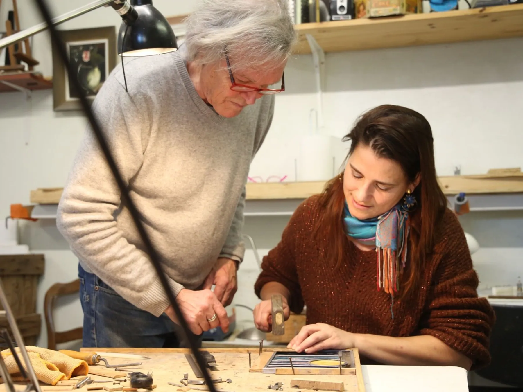 Réalisez votre lampe en vitrail - Image n°4 - Wecandoo