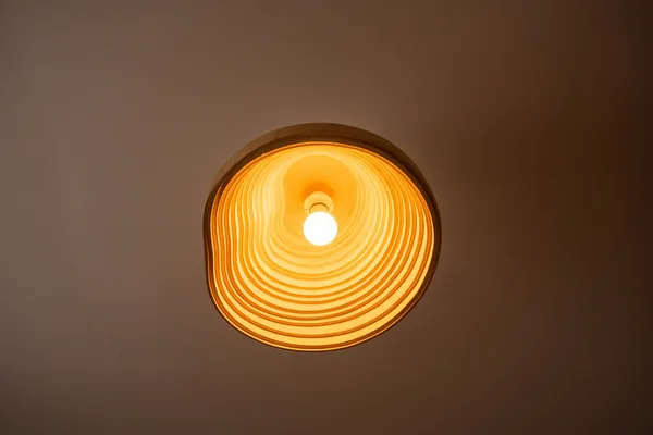 Wecandoo - Tournez votre lampe en bois