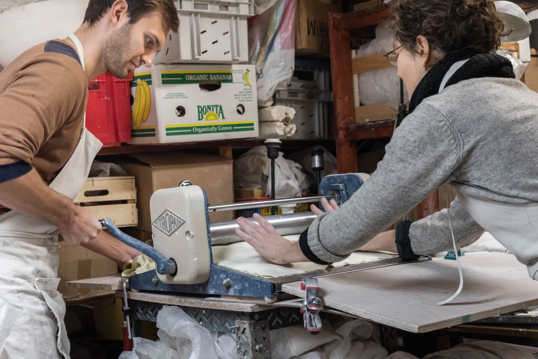 Modelez votre luminaire en porcelaine - Image n°1 - Wecandoo