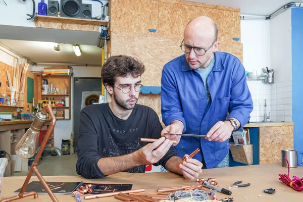 Eblouissez votre équipe et réalisez vos lampes design en cuivre - Image n°4 - Wecandoo