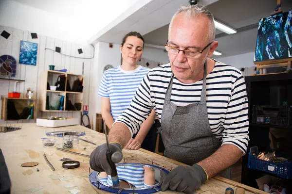 Créez votre vitrail unique sur une journée - Image n°4 - Wecandoo