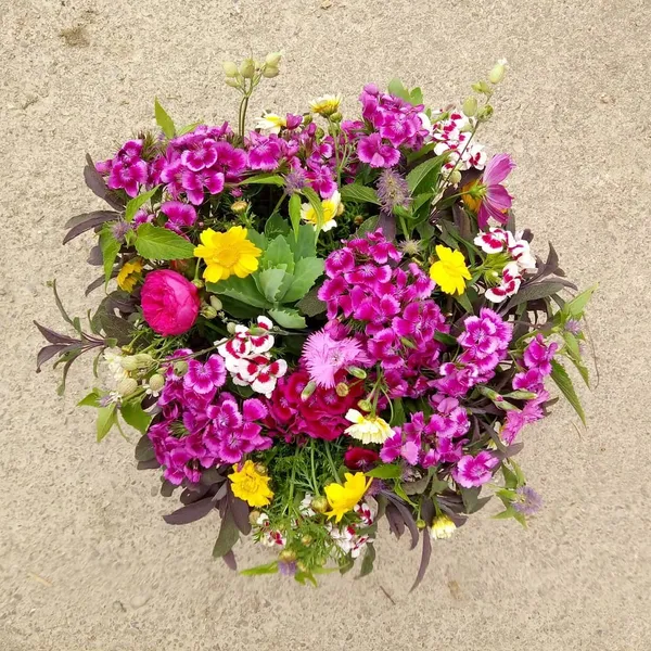 Wecandoo - Créez votre bouquet de fleurs comestibles