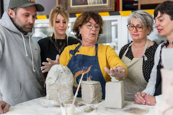 Modelez votre photophore en céramique - Image n°3 - Wecandoo