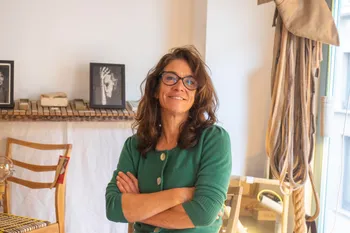Véronique : Créatrice de mobilier upcyclé à Bruxelles