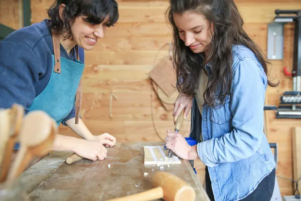 Sculptez vos couverts de service en bois - Image n°2 - Wecandoo