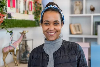 Deborah : Couturière à Paris