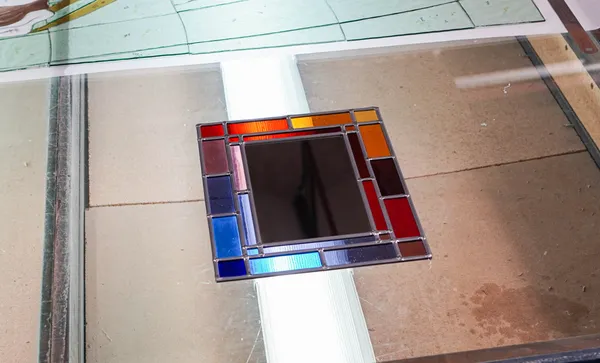 Réalisez votre miroir en vitrail avec Patricia - Afbeelding nr. 4 - Wecandoo