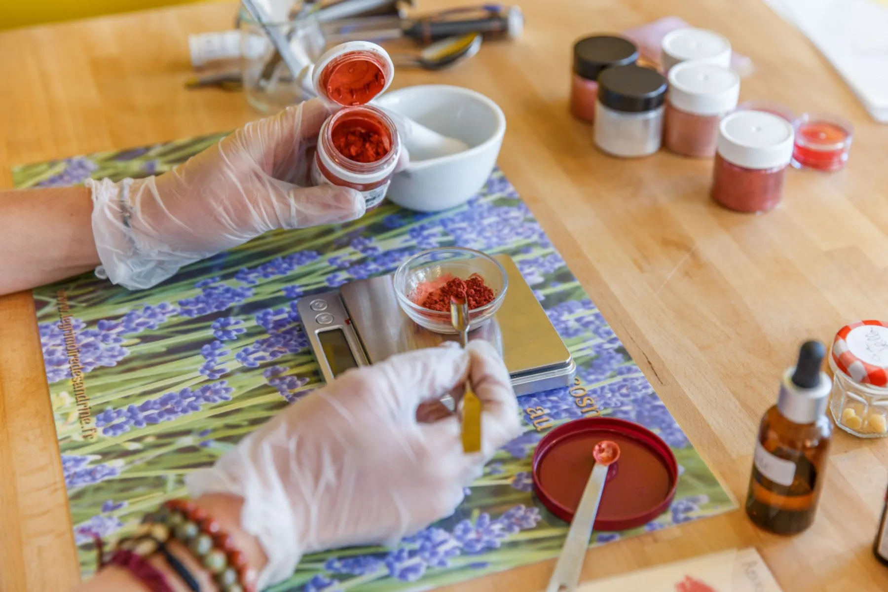 Créez votre rouge à lèvres - Image n°3 - Wecandoo