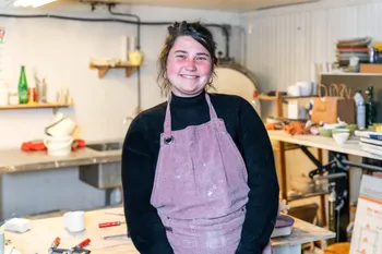 Axelle: Artisan Céramiste in Limoges