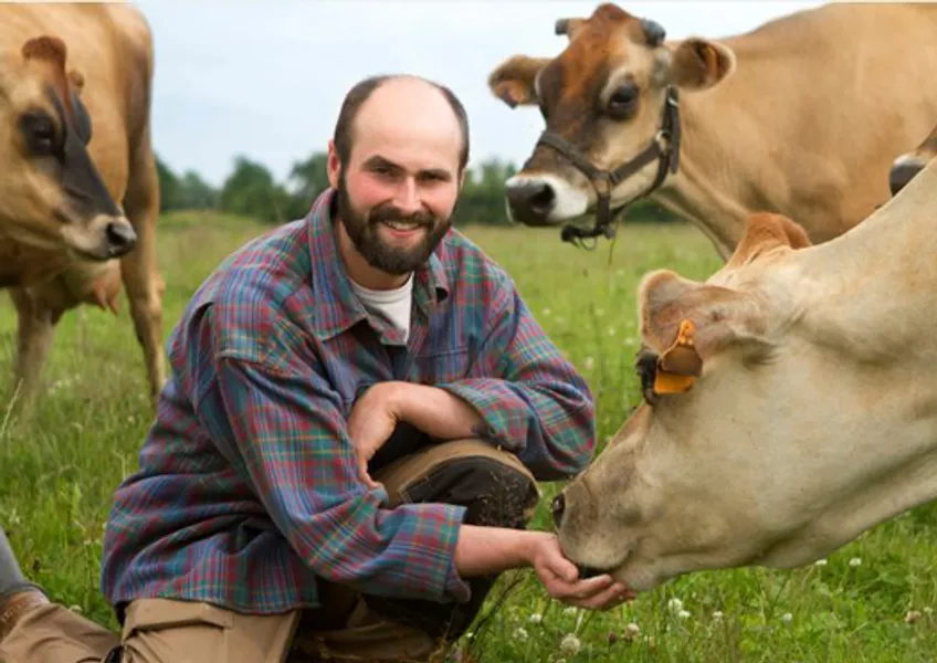 Geoffroy : Éleveur et Producteur de Lait Bio à Seine-et-Marne (77)
