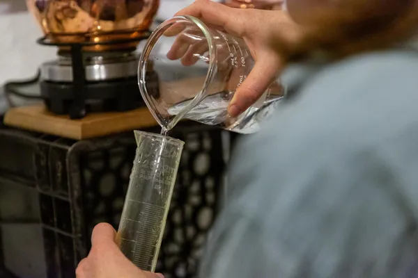 Distillez votre gin - Image n°1 - Wecandoo