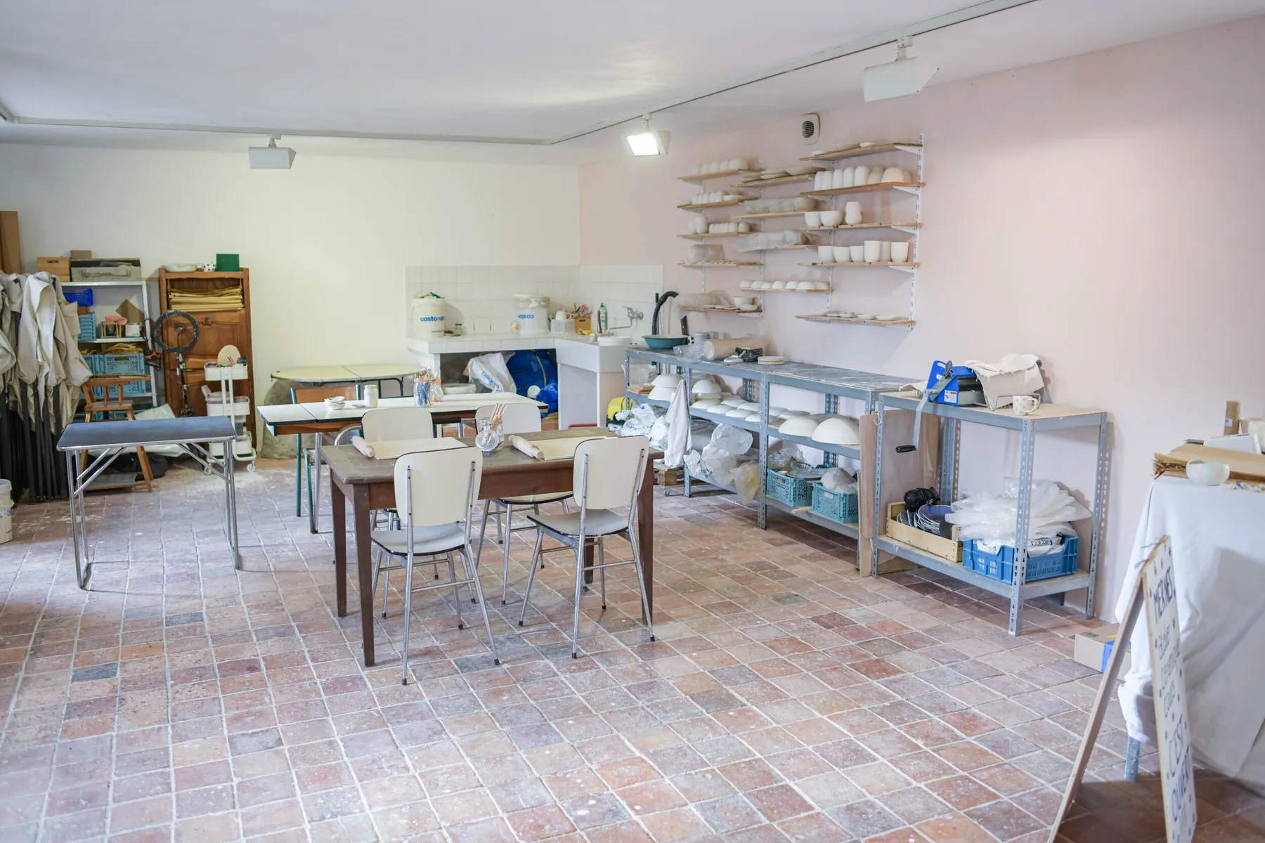 Créez votre ensemble de petit-déjeuner en porcelaine - Image n°1 - Wecandoo