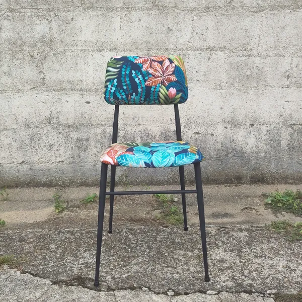 Wecandoo - Personnalisez votre chaise vintage
