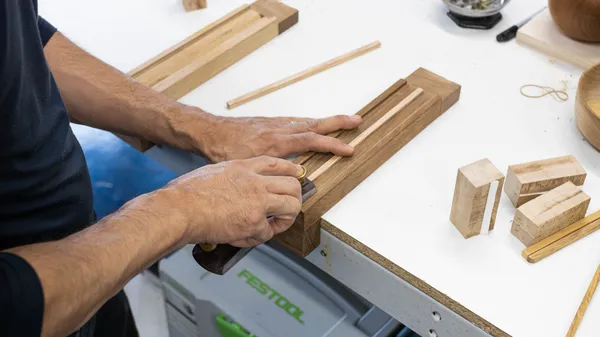 Sculptez vos baguettes et tournez leur support - Image n°2 - Wecandoo