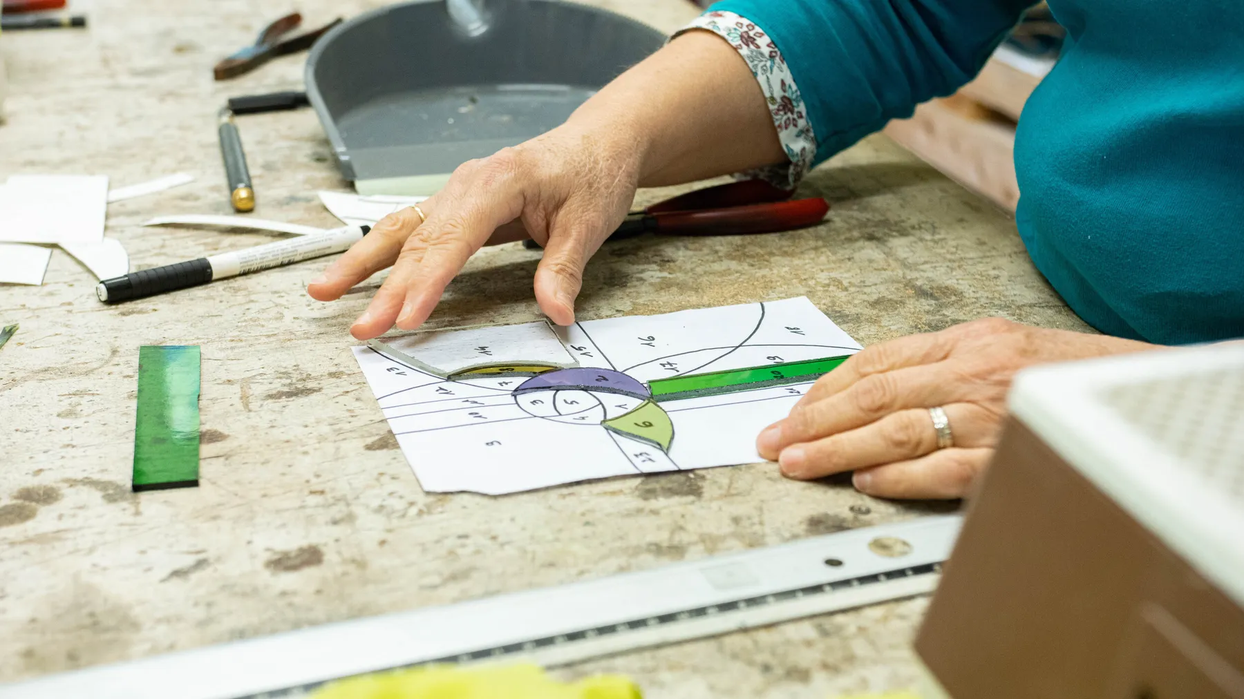 Découvrez la technique du vitrail sur une journée - Afbeelding nr. 3 - Wecandoo