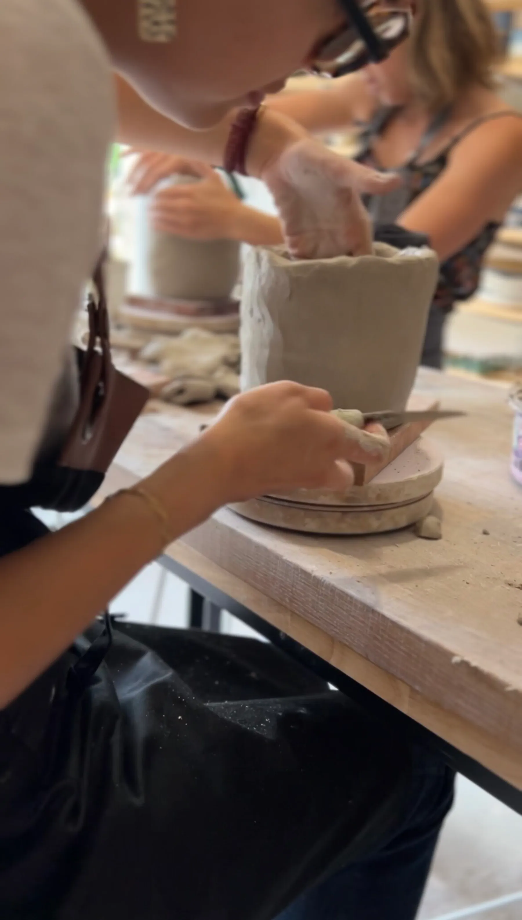 Modelez votre grande pièce en céramique - Image n°3 - Wecandoo