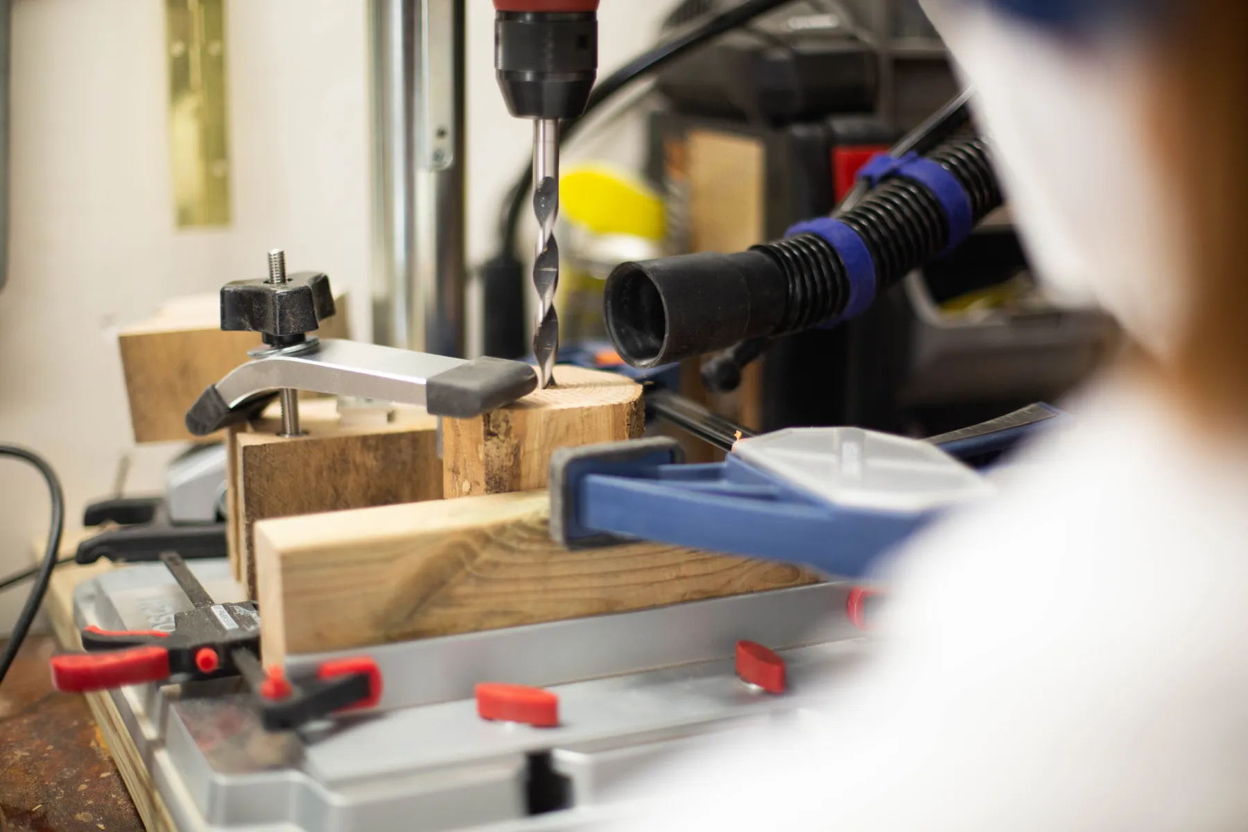 Réalisez votre lampe en bois upcyclé - Image n°4 - Wecandoo