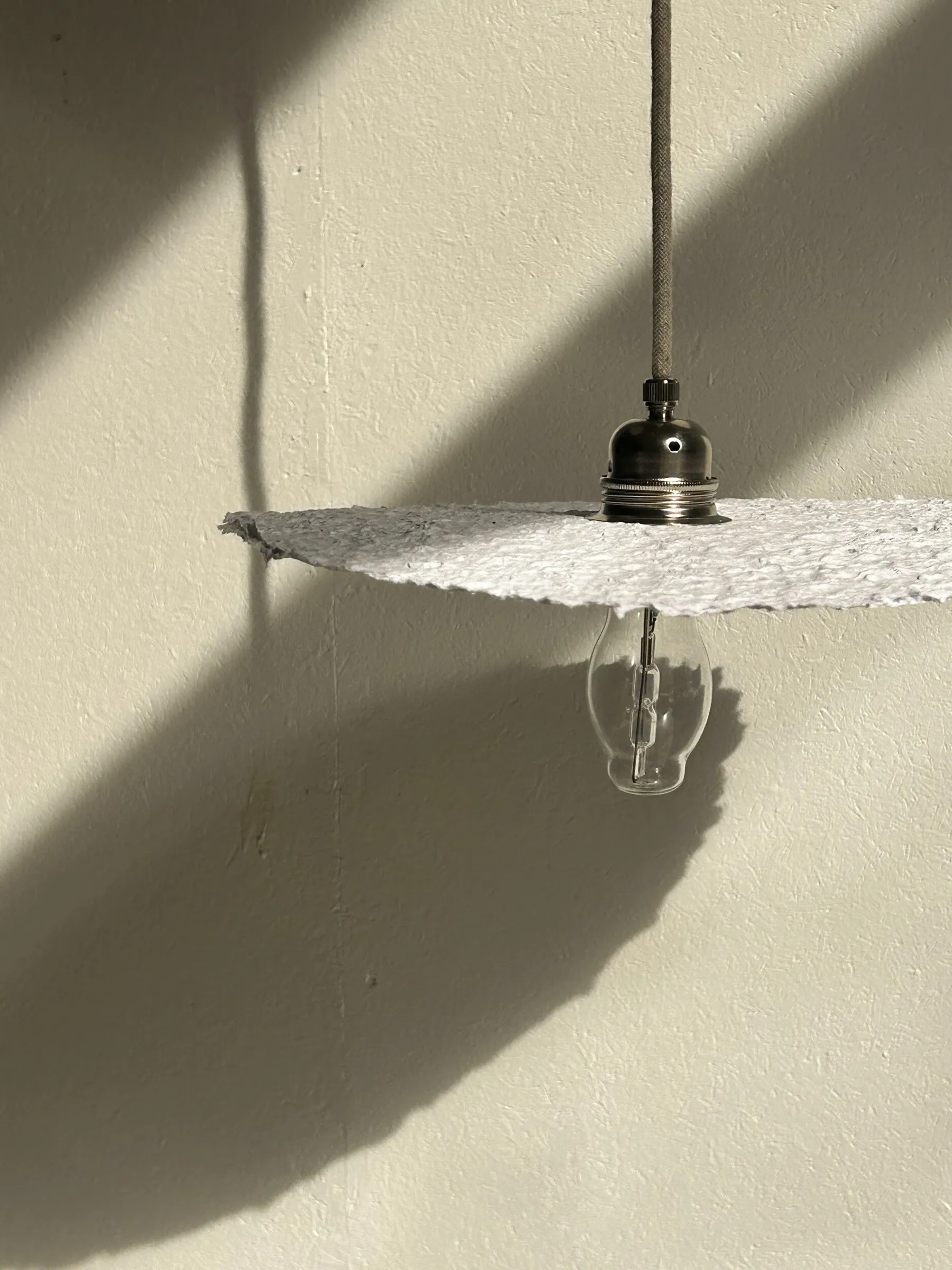 Fabriquez votre luminaire en papier recyclé - Afbeelding nr. 1 - Wecandoo