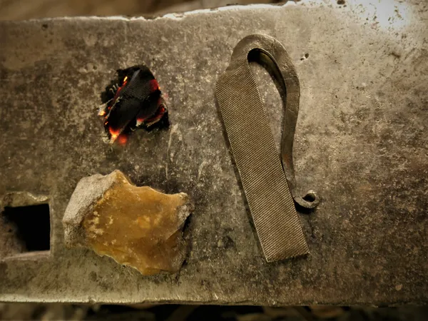 Wecandoo - Forgez votre briquet à percussion