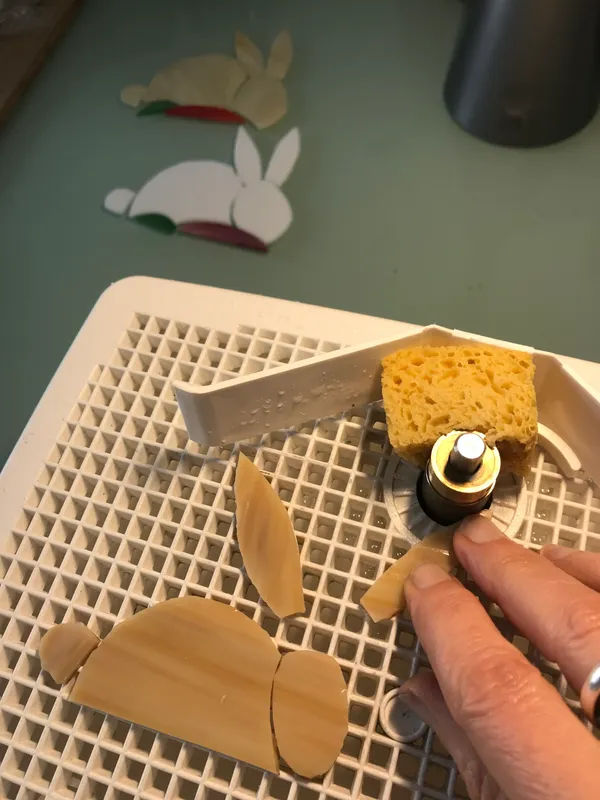 Initiez-vous à la technique de vitrail Tiffany - Image n°3 - Wecandoo