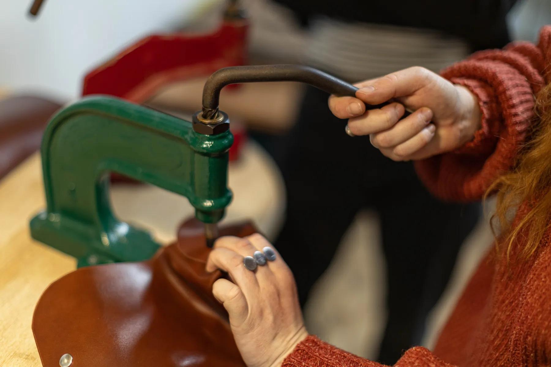 Créez votre sac à main "origami" en cuir - Image n°3 - Wecandoo