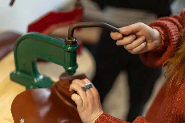 Créez votre sac à main "origami" en cuir - Afbeelding nr. 3 - Wecandoo