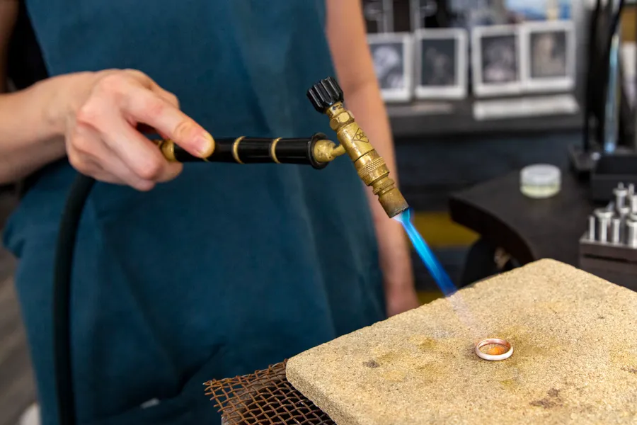 Créez votre bague en argent et ivoire végétal - Afbeelding nr. 1 - Wecandoo