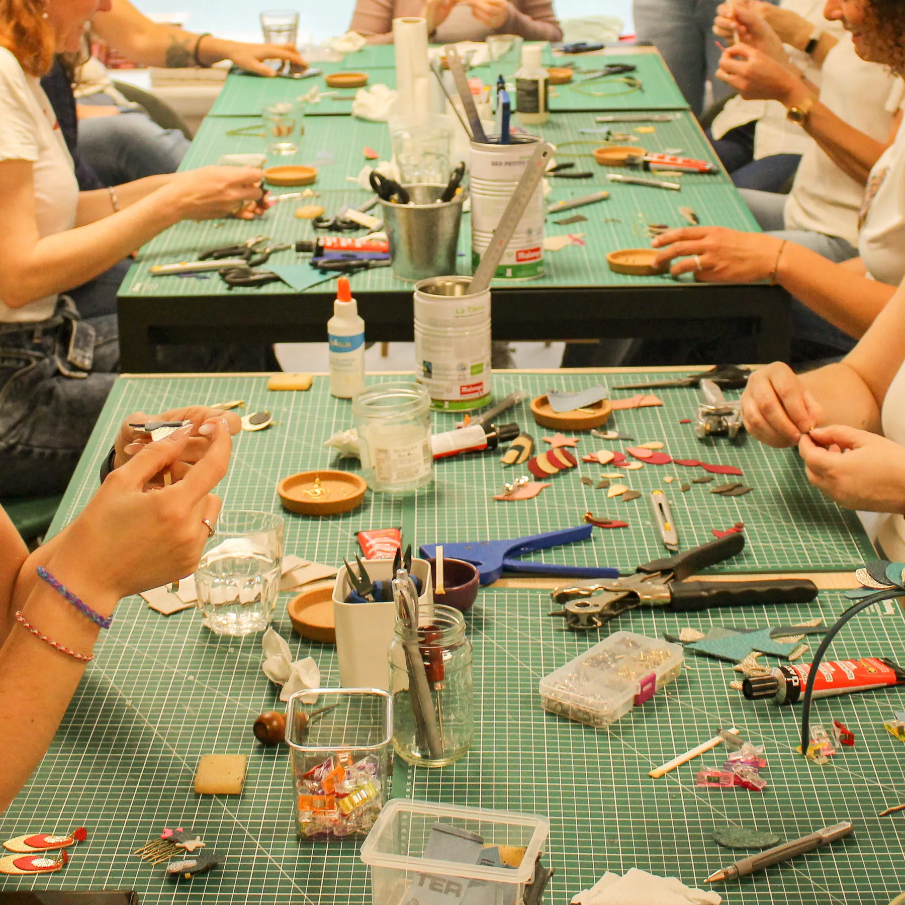 Réalisez vos accessoires en cuir en groupe - Image n°1 - Wecandoo