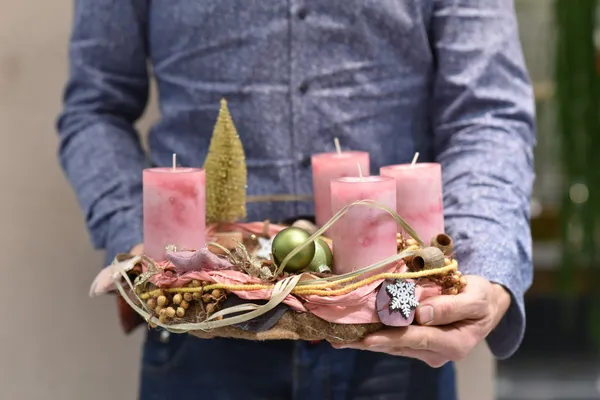 Réalisez votre couronne de l'Avent - Afbeelding nr. 5 - Wecandoo