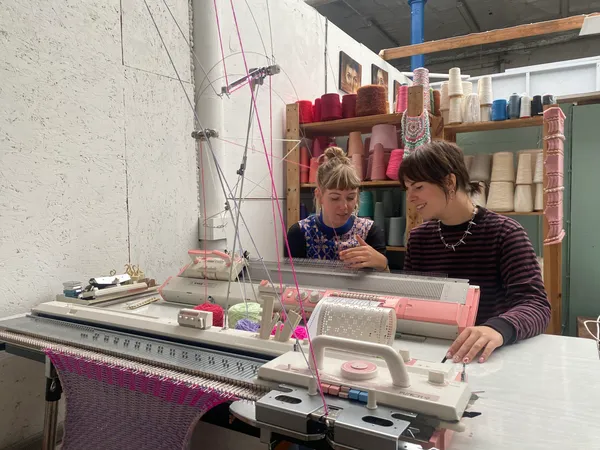 Initiez-vous à la machine à tricoter - Image n°2 - Wecandoo