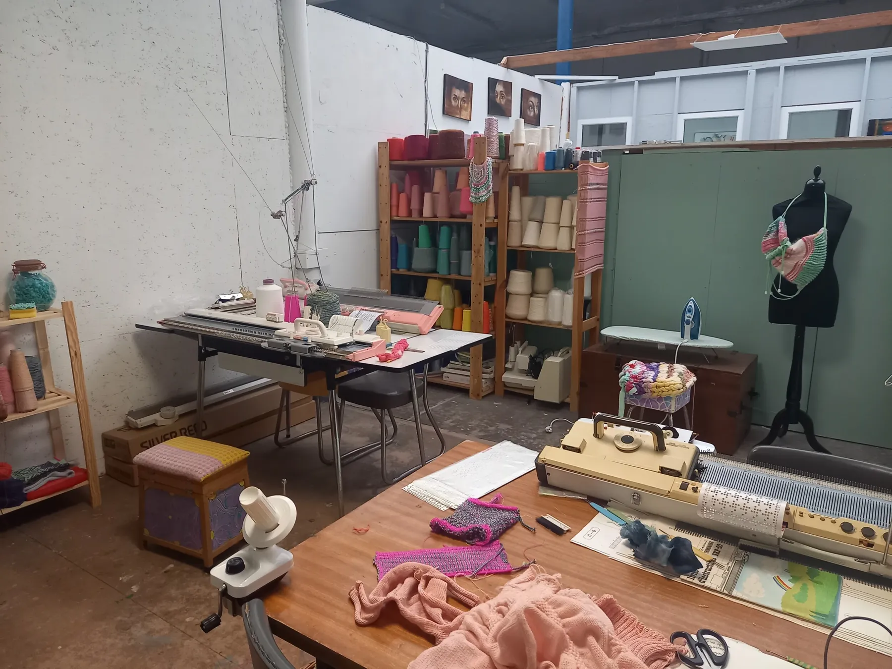 Initiez-vous à la machine à tricoter - Image n°1 - Wecandoo