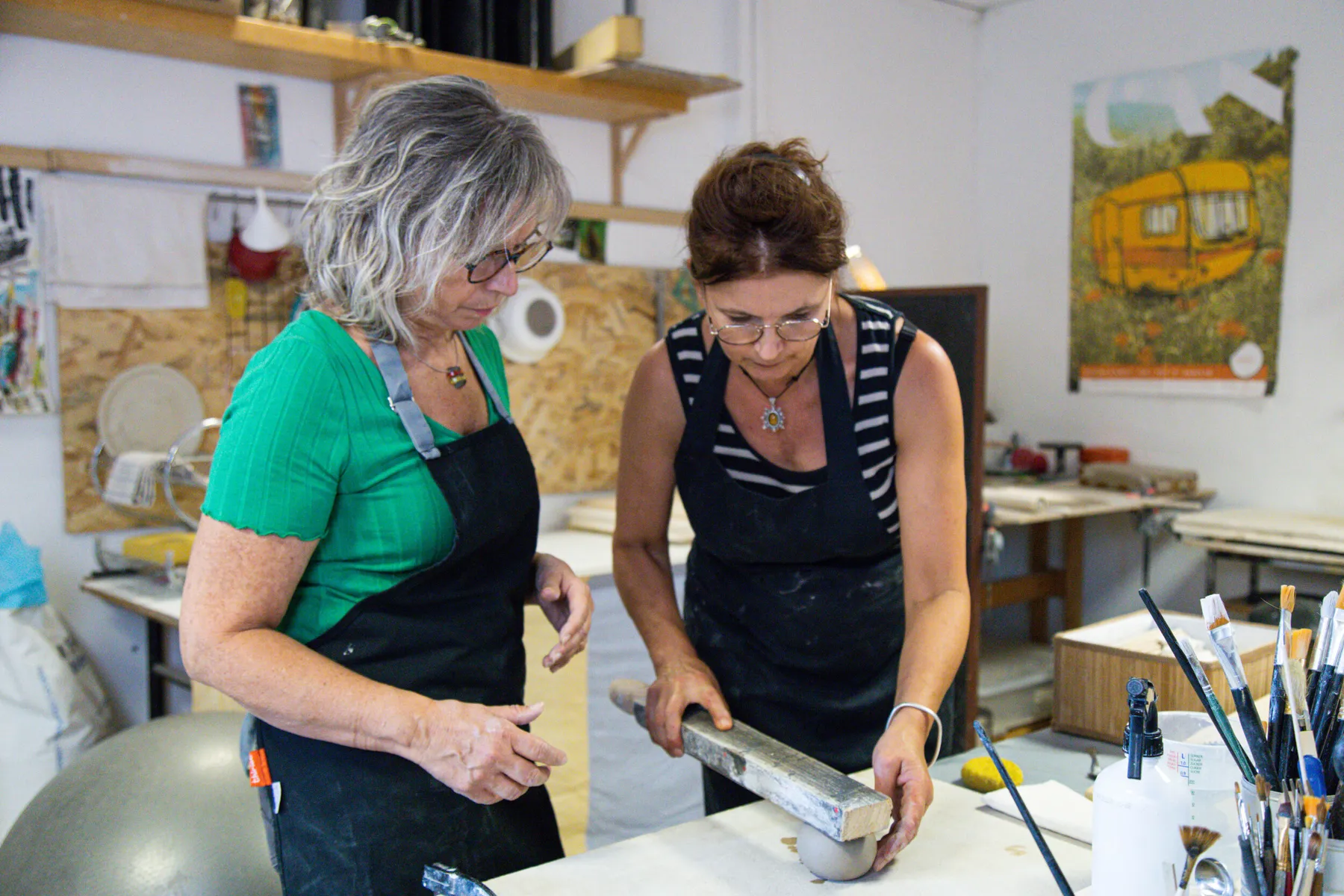 Modelez votre vase en grès - Image n°3 - Wecandoo