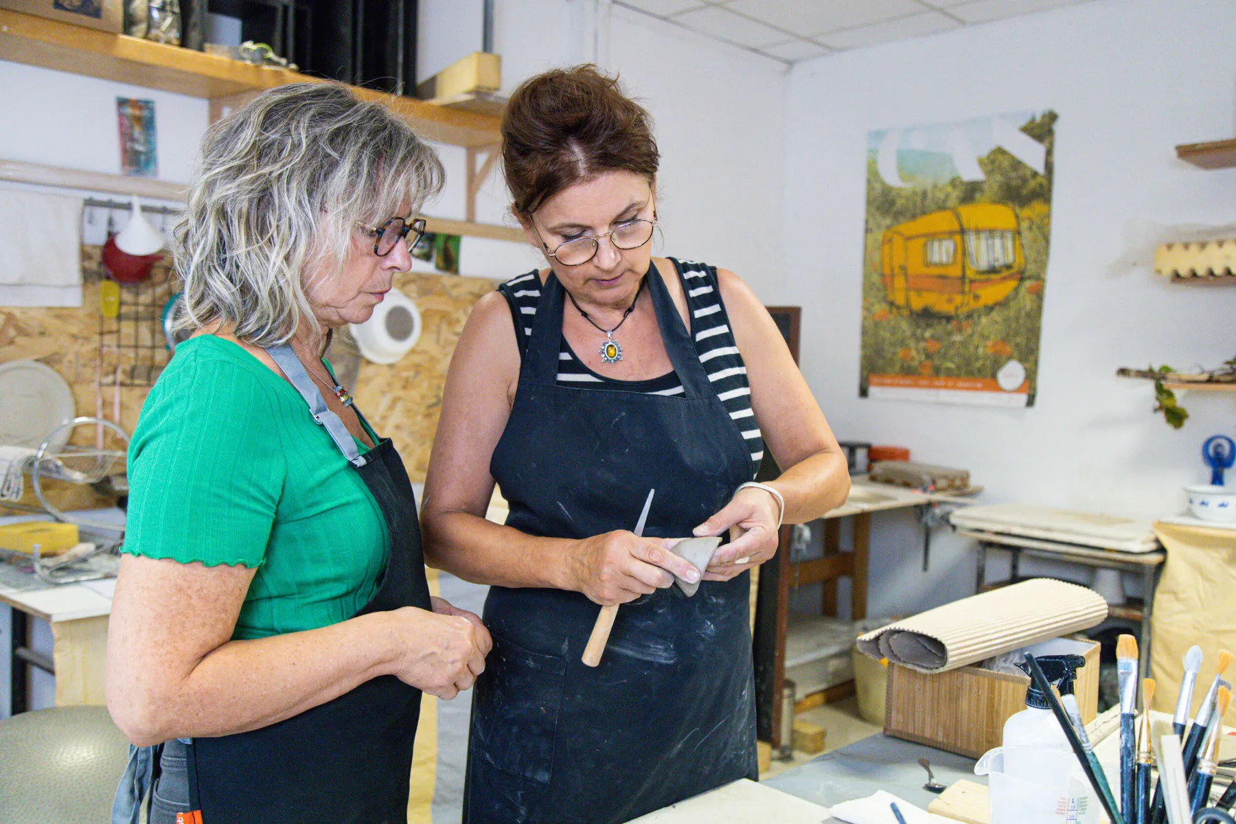 Modelez votre vase en grès - Image n°2 - Wecandoo