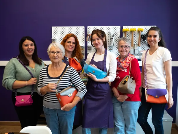 Réalisez votre petit sac en cuir avec Julie et son équipe - Image n°3 - Wecandoo