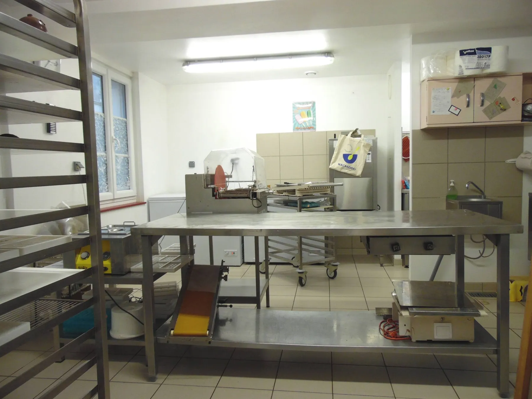 Réunissez votre équipe dans un atelier de chocolaterie artisanale et dégustez des chocolats de différentes origines - Afbeelding nr. 4 - Wecandoo