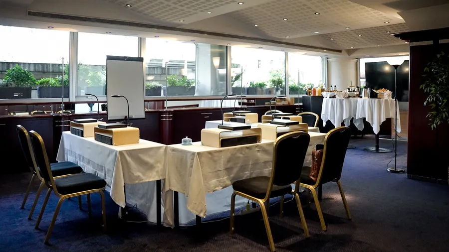 Initiez-vous à l'horlogerie en groupe - Image n°1 - Wecandoo