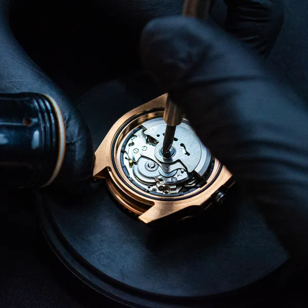 Initiez-vous à l'horlogerie en groupe - Image n°2 - Wecandoo